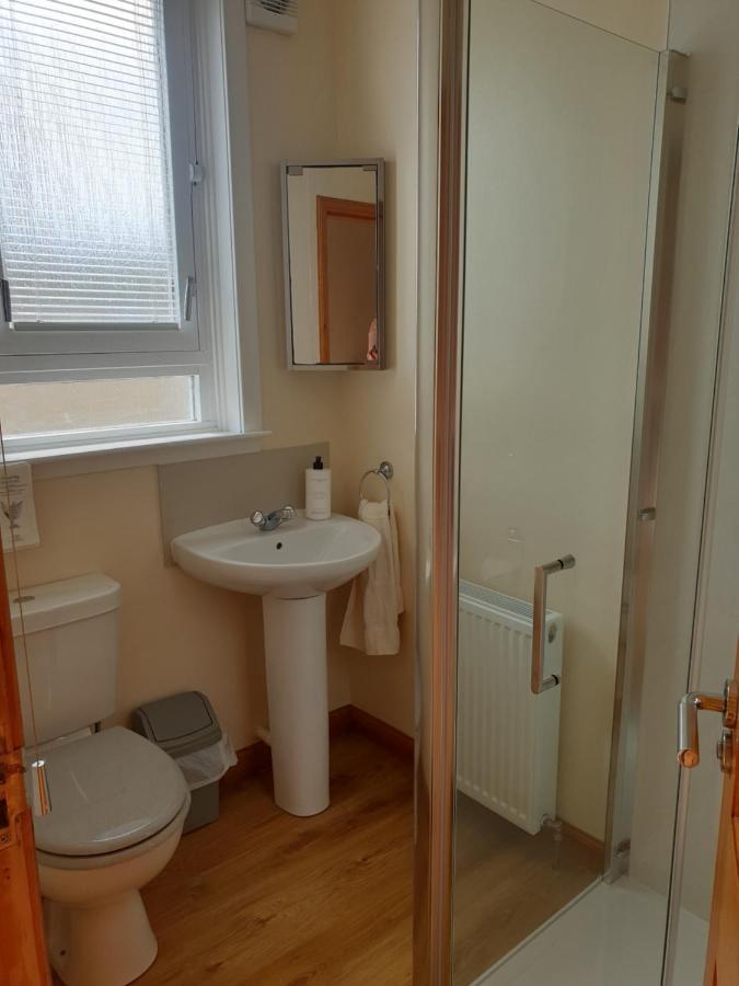 2 Bed Ground Floor Apartment Close To Town Centre Inverness Exteriör bild